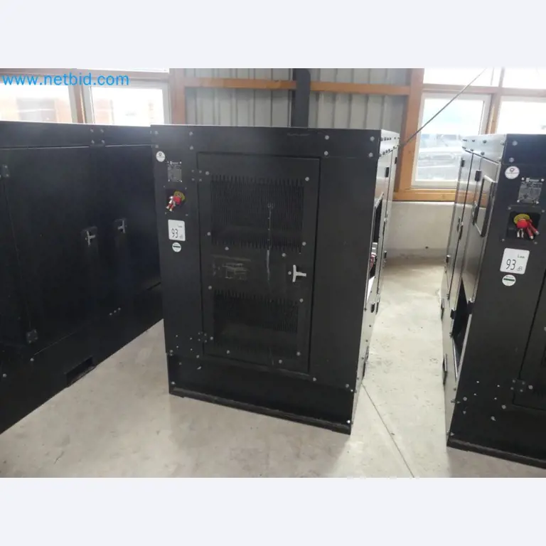 Fahrzeuge und Maschinen für die Bereiche Umwelttechnik, Recyclingwirtschaft, Holz, u.a.-6