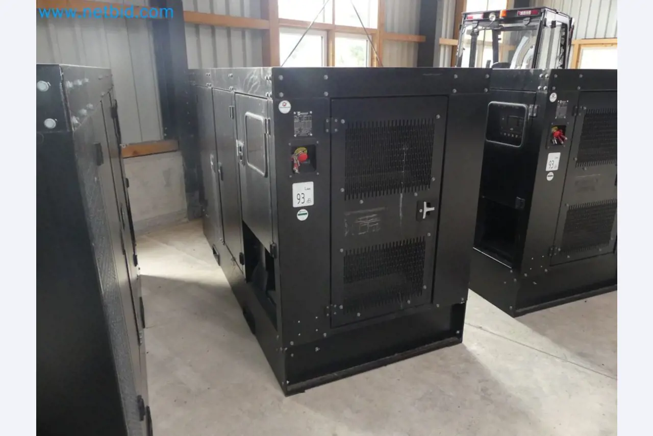 Fahrzeuge und Maschinen für die Bereiche Umwelttechnik, Recyclingwirtschaft, Holz, u.a.-8