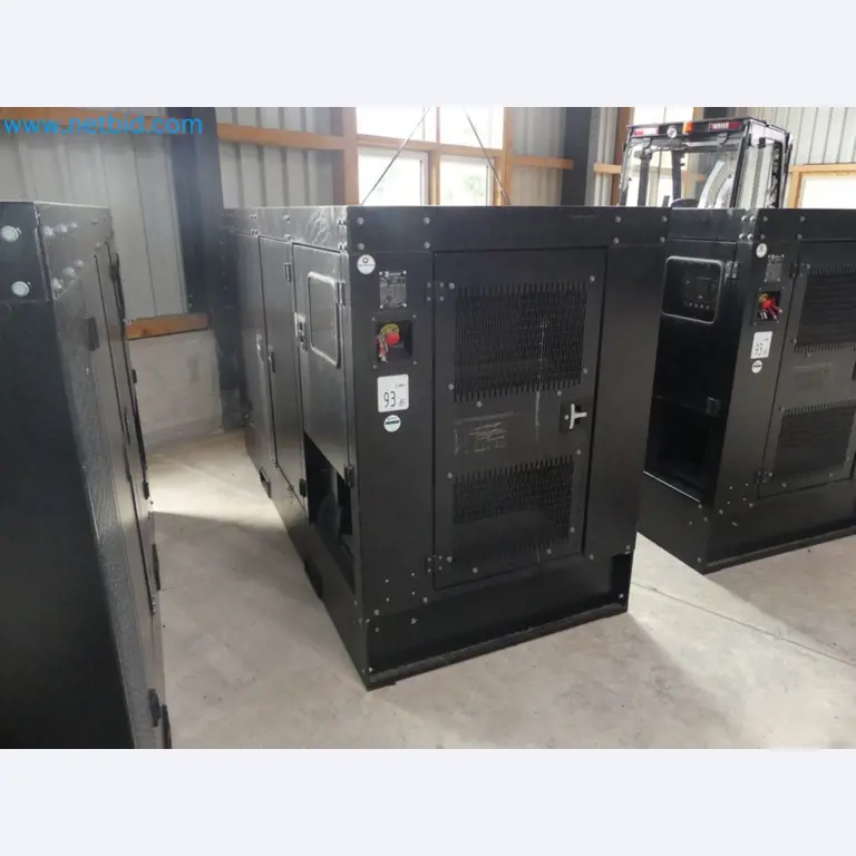 Fahrzeuge und Maschinen für die Bereiche Umwelttechnik, Recyclingwirtschaft, Holz, u.a.-8