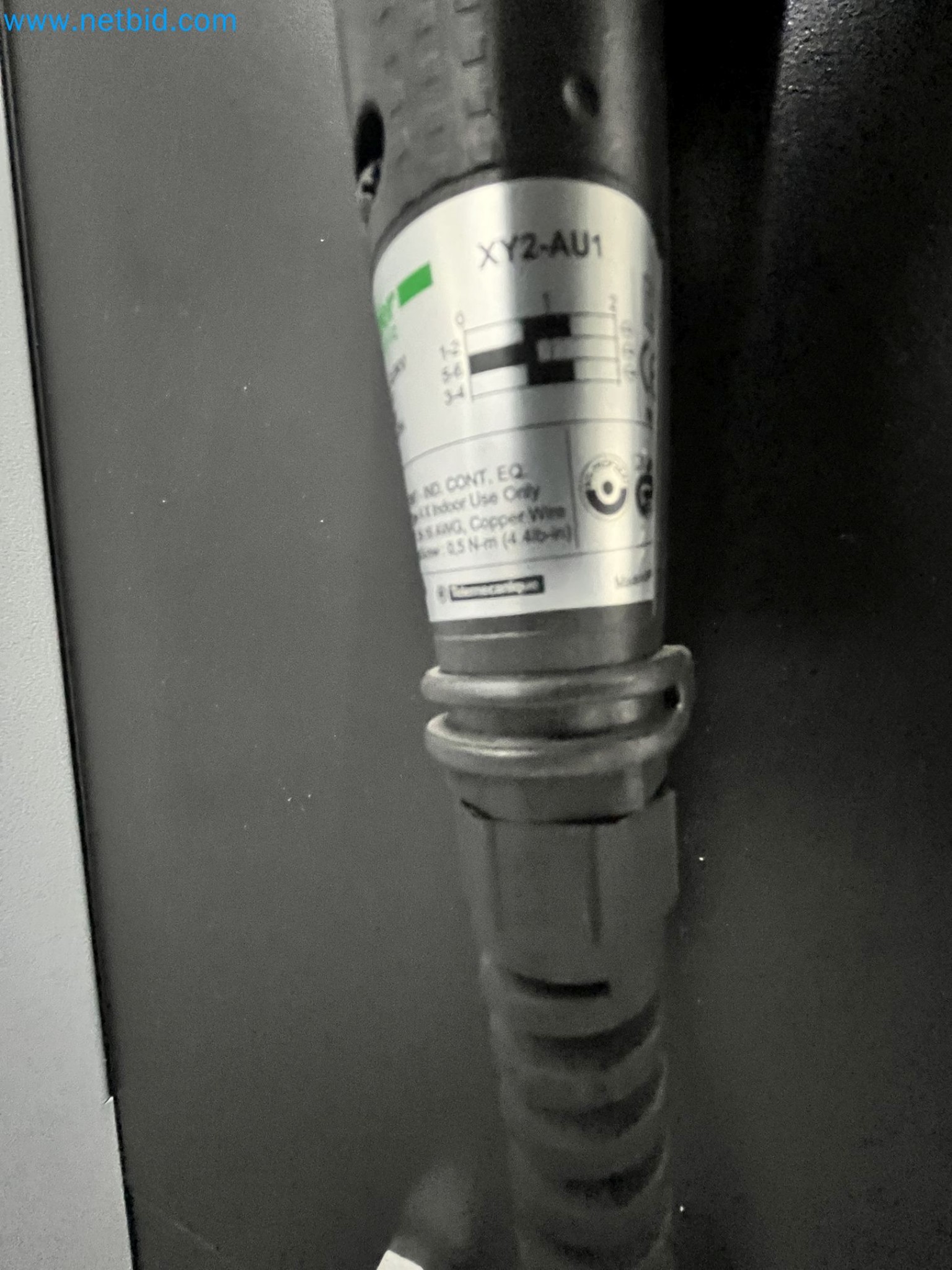 On behalf of Mess. MT Picture Display Germany GmbH formerly production facility for PANASONIC Colour Picture Tubes we are auctioning the well-maintained machinery and equipment.-18