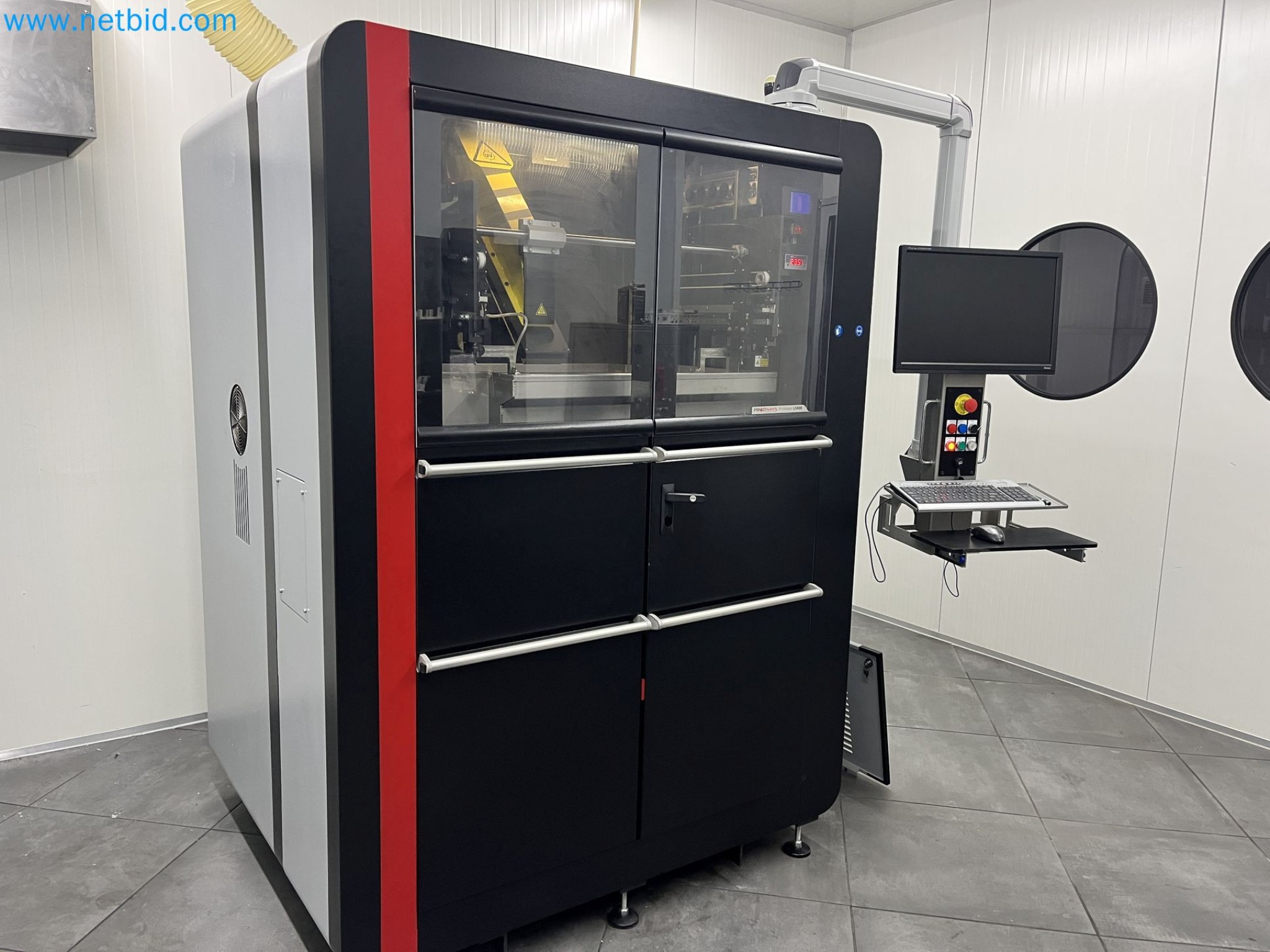 On behalf of Mess. MT Picture Display Germany GmbH formerly production facility for PANASONIC Colour Picture Tubes we are auctioning the well-maintained machinery and equipment.-2