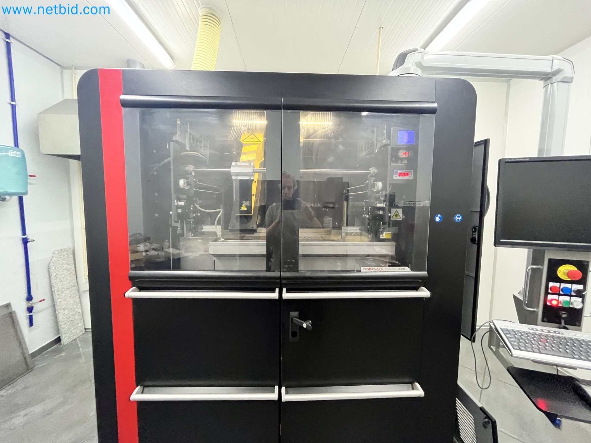 On behalf of Mess. MT Picture Display Germany GmbH formerly production facility for PANASONIC Colour Picture Tubes we are auctioning the well-maintained machinery and equipment.-48