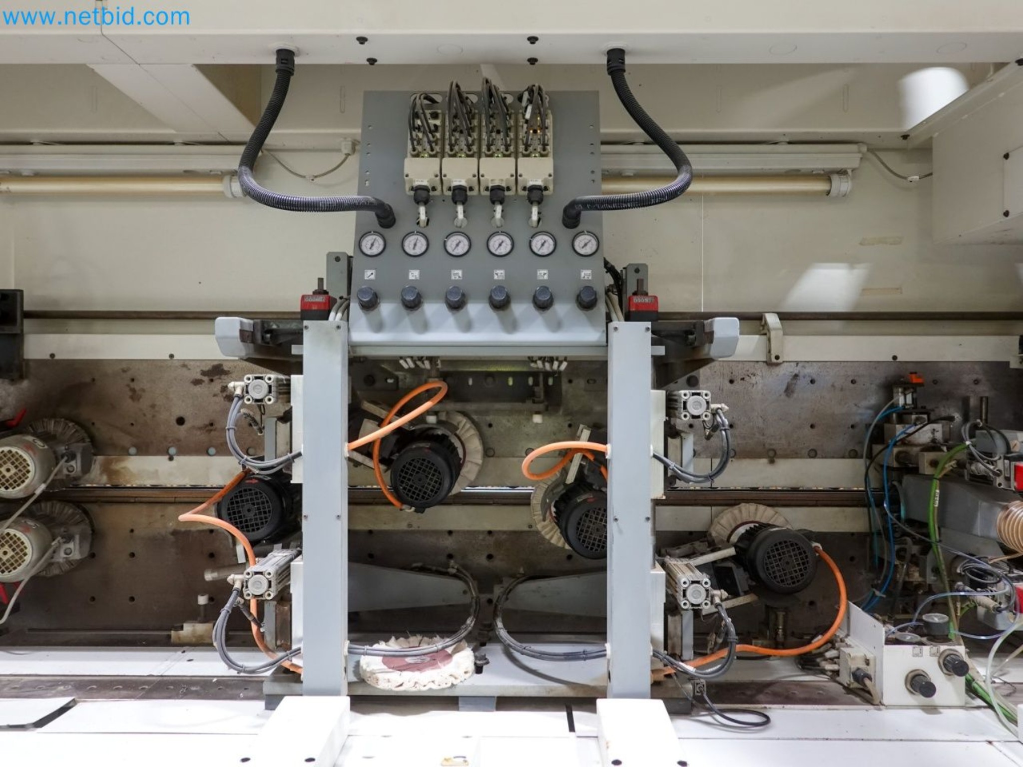 Świetna okazja: linia do oklejania krawędzi IMA w ofercie-47