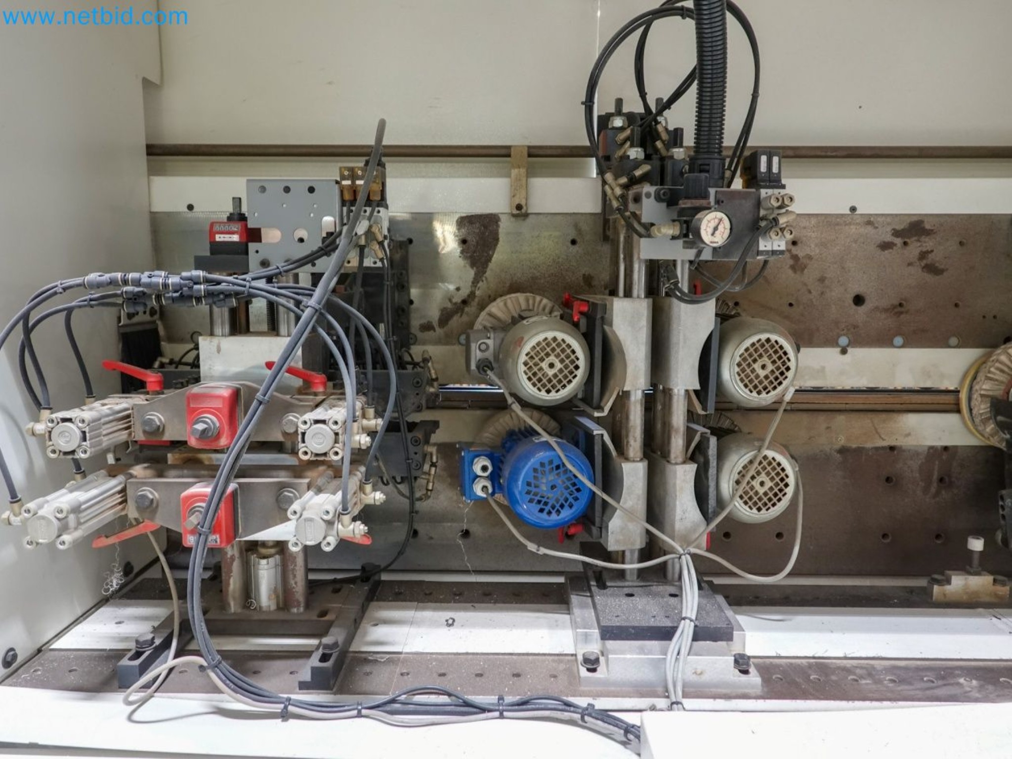 Świetna okazja: linia do oklejania krawędzi IMA w ofercie-48