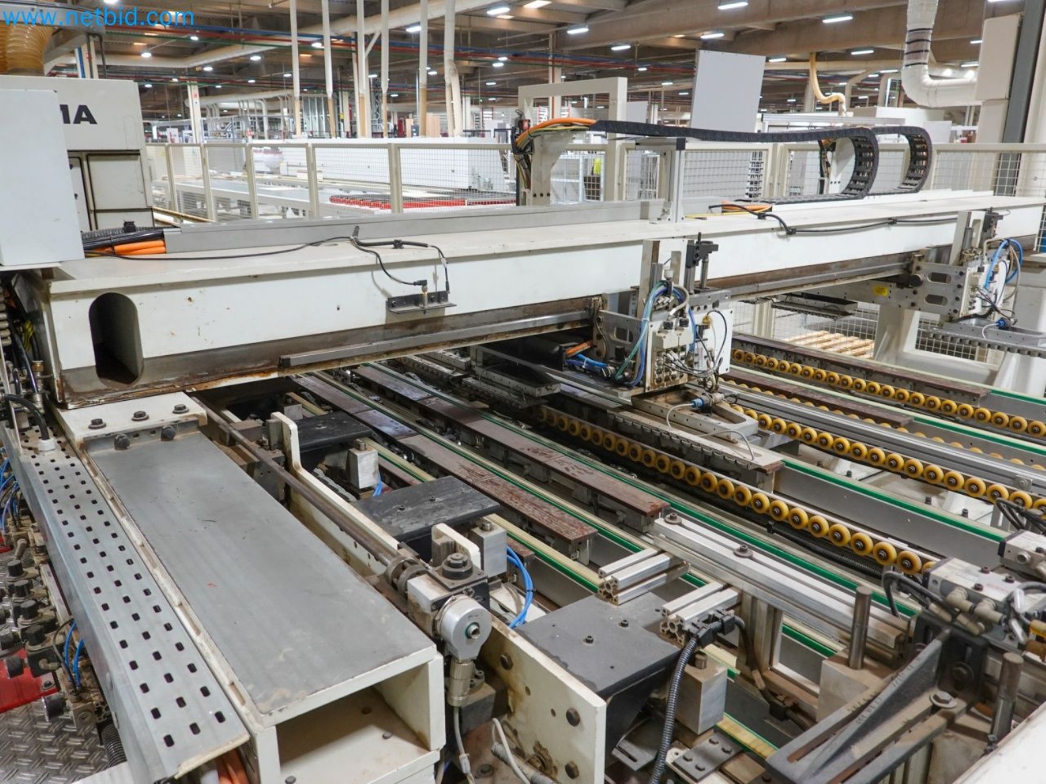 Świetna okazja: linia do oklejania krawędzi IMA w ofercie-69