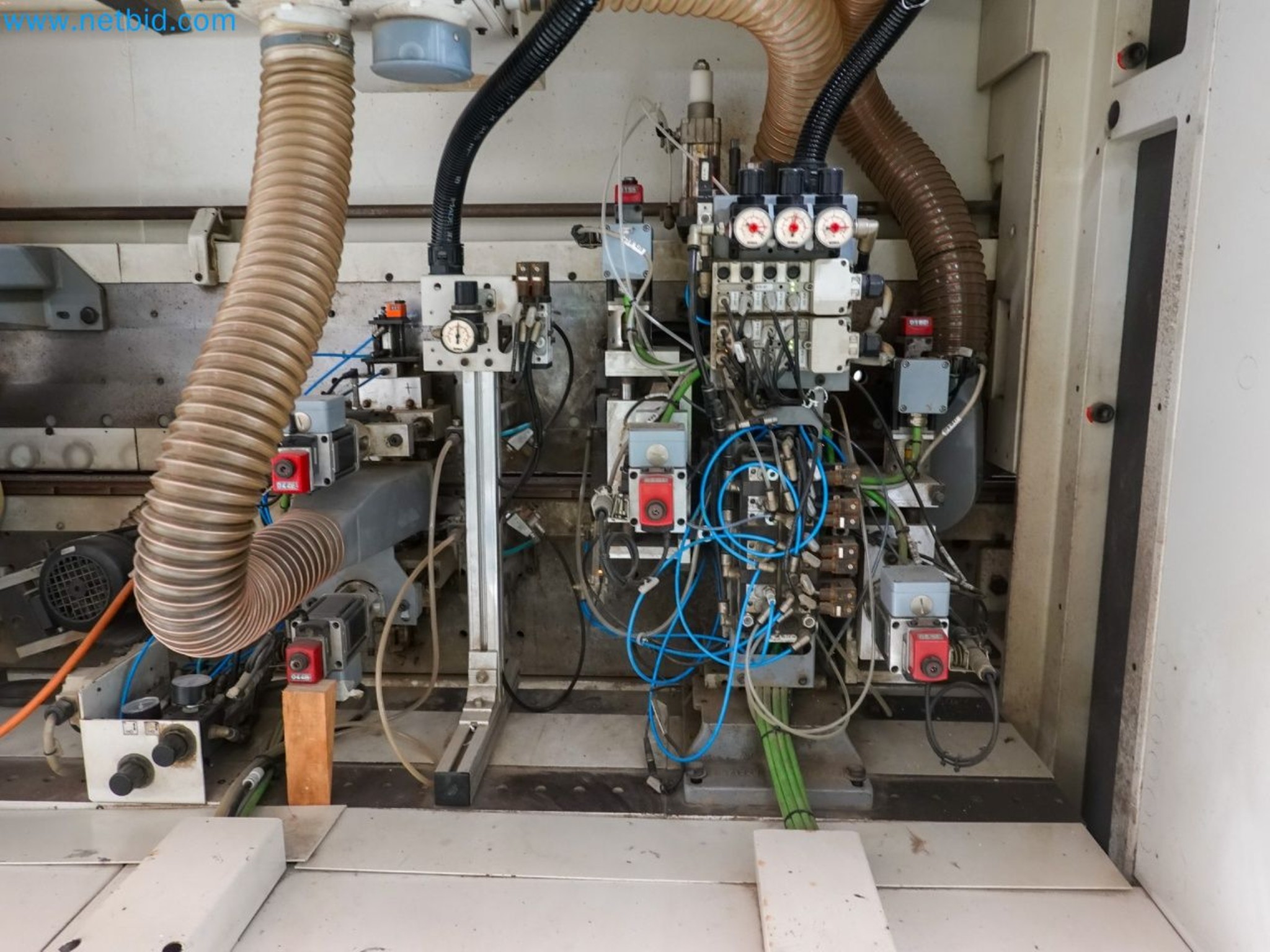 Świetna okazja: linia do oklejania krawędzi IMA w ofercie-94