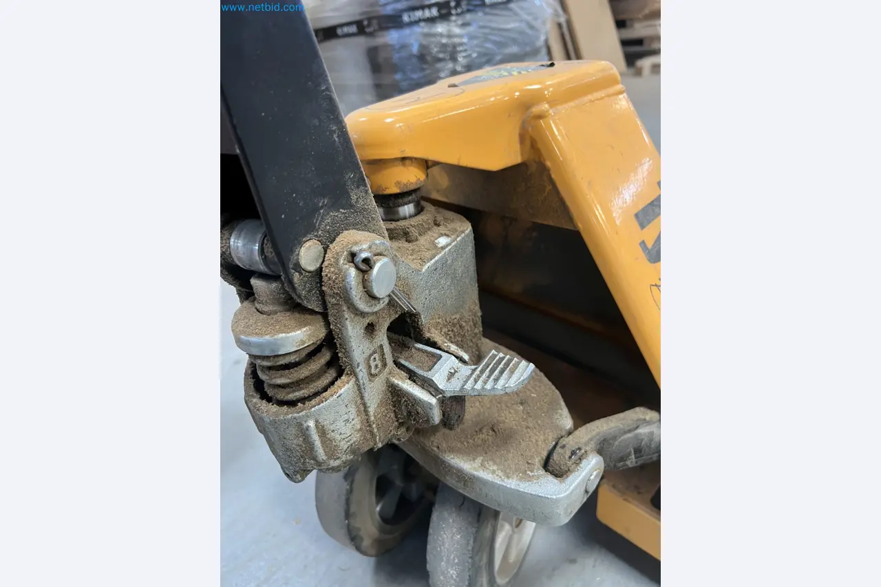 Insolvency liquidation – woodworking machinery for furniture manufacturing in Spain-5