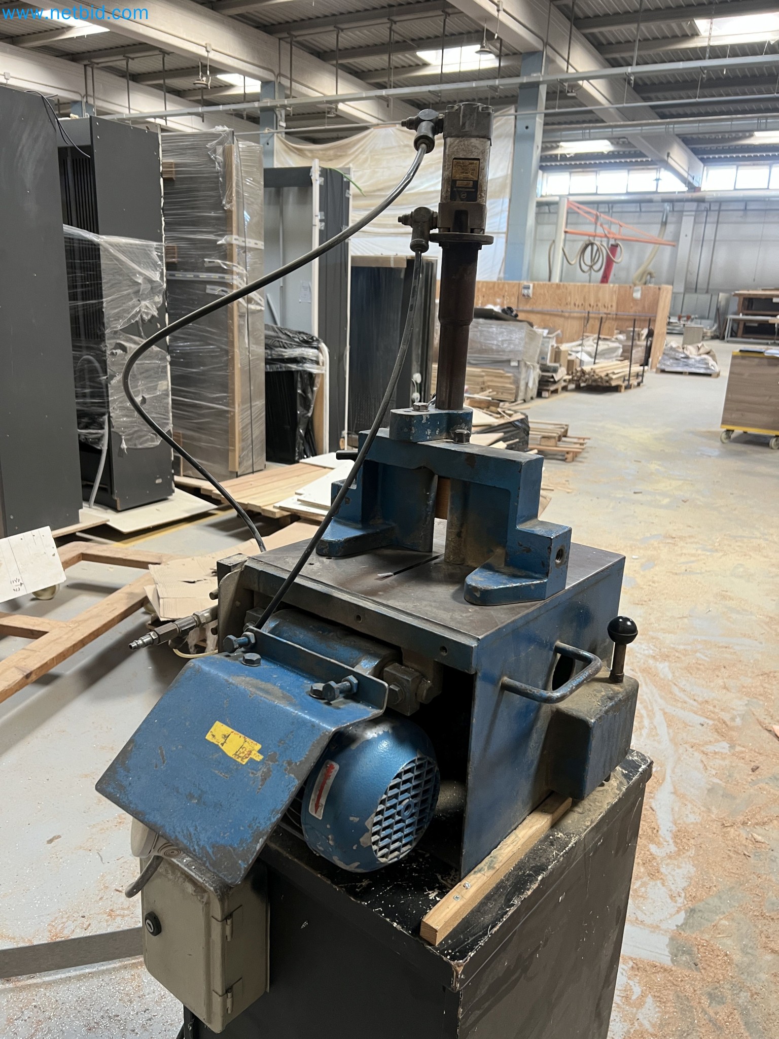 Insolvency liquidation – woodworking machinery for furniture manufacturing in Spain-2