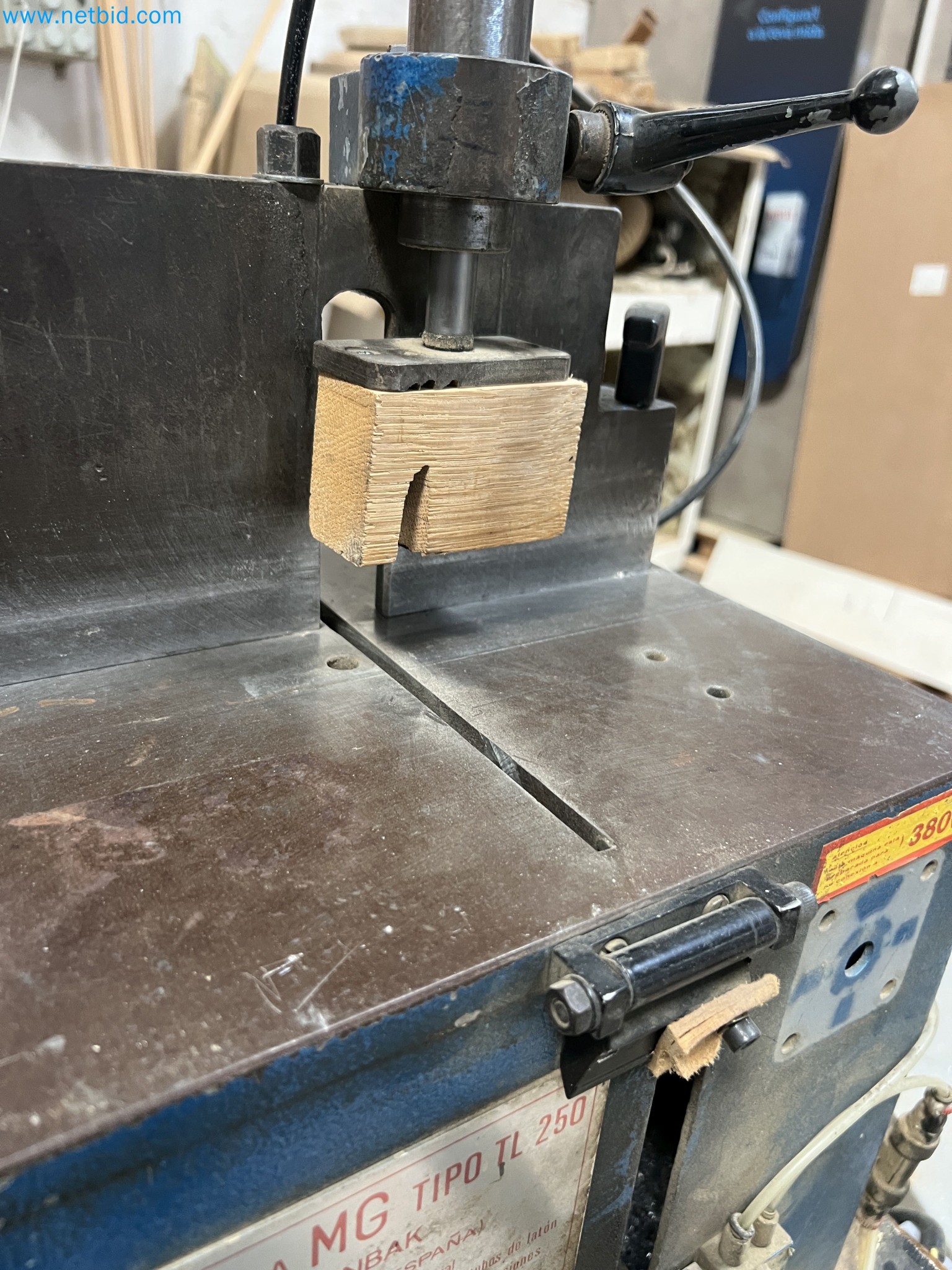 Insolvency liquidation – woodworking machinery for furniture manufacturing in Spain-4