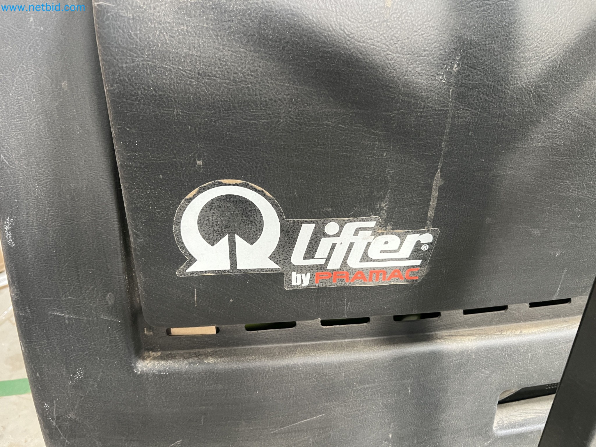 Insolvency liquidation – woodworking machinery for furniture manufacturing in Spain-4