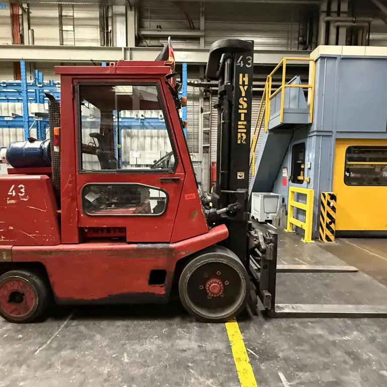 Gas forklift truck (43) (later release) Hyster S7.00XL