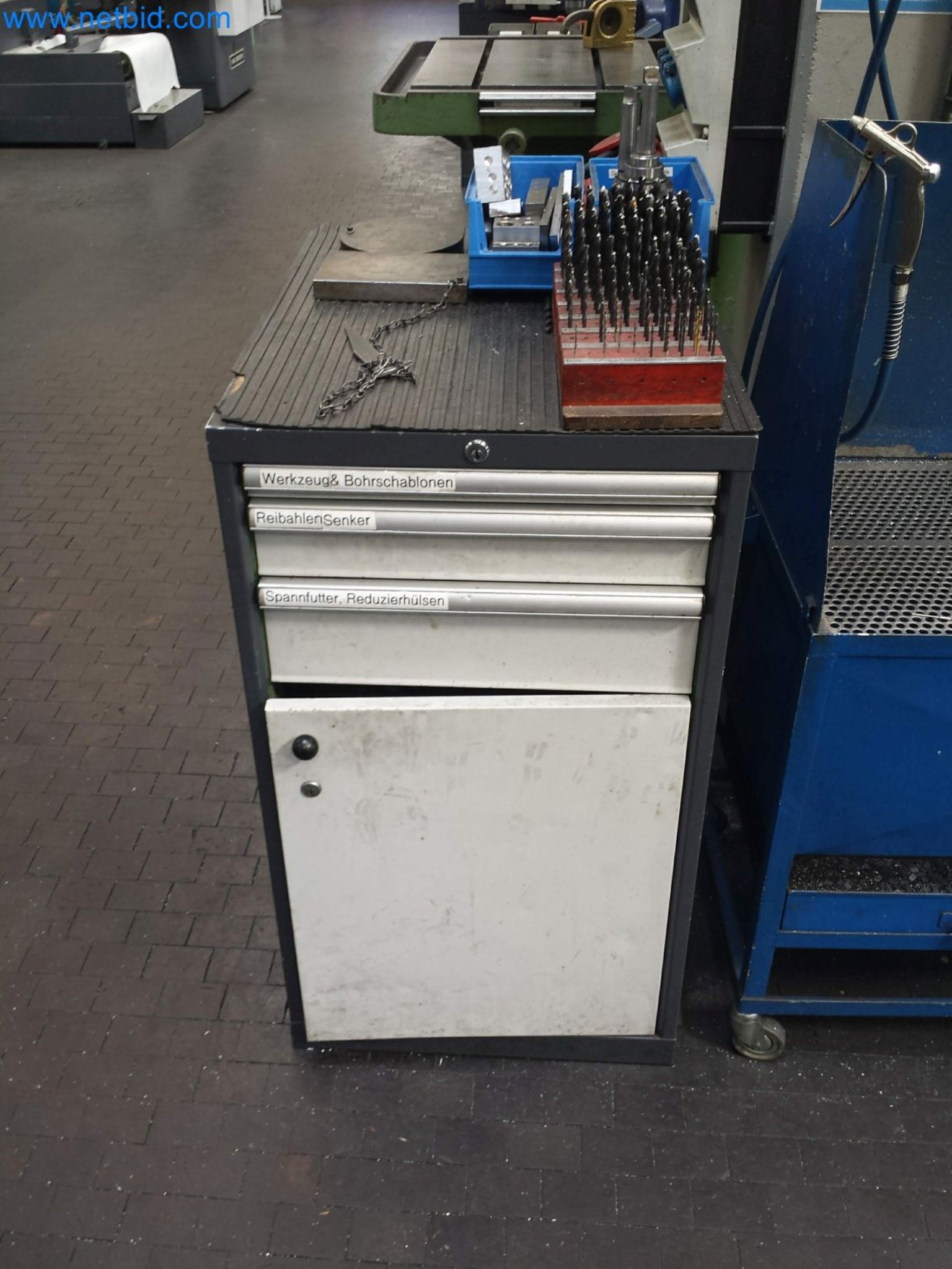 Machines and systems from the automotive supply industry-3