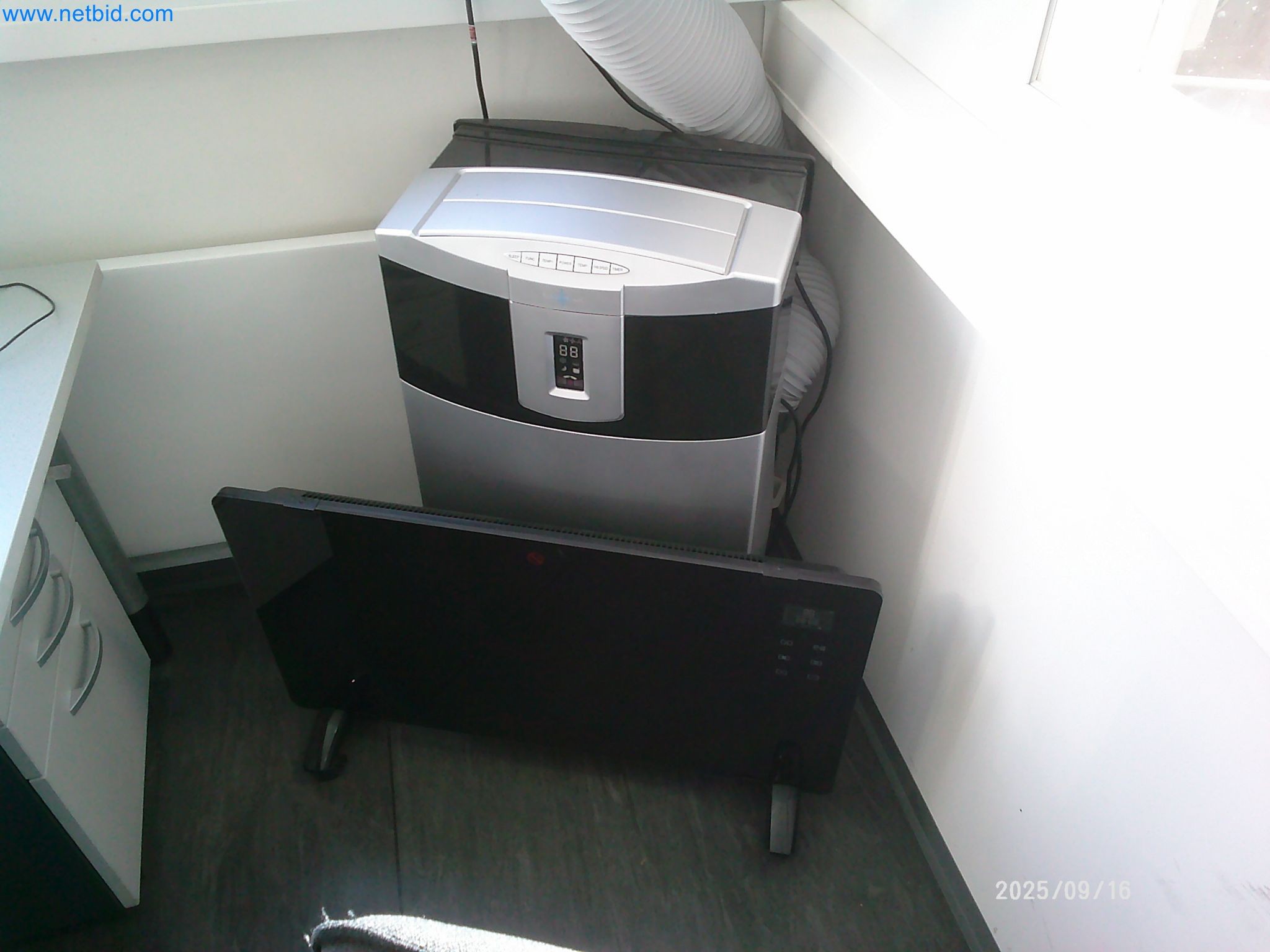 Machines and systems from the automotive supply industry-3