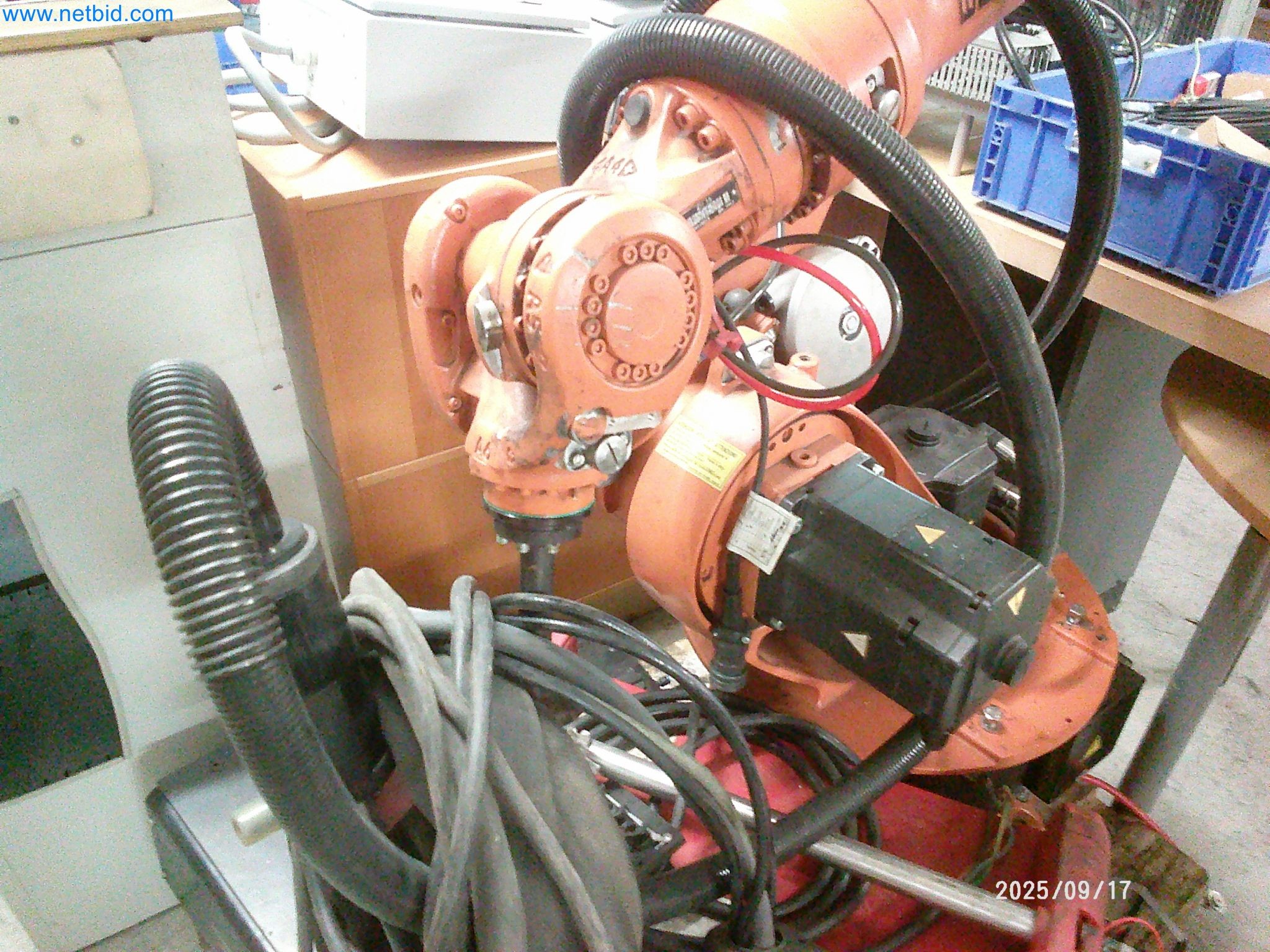 Machines and systems from the automotive supply industry-2