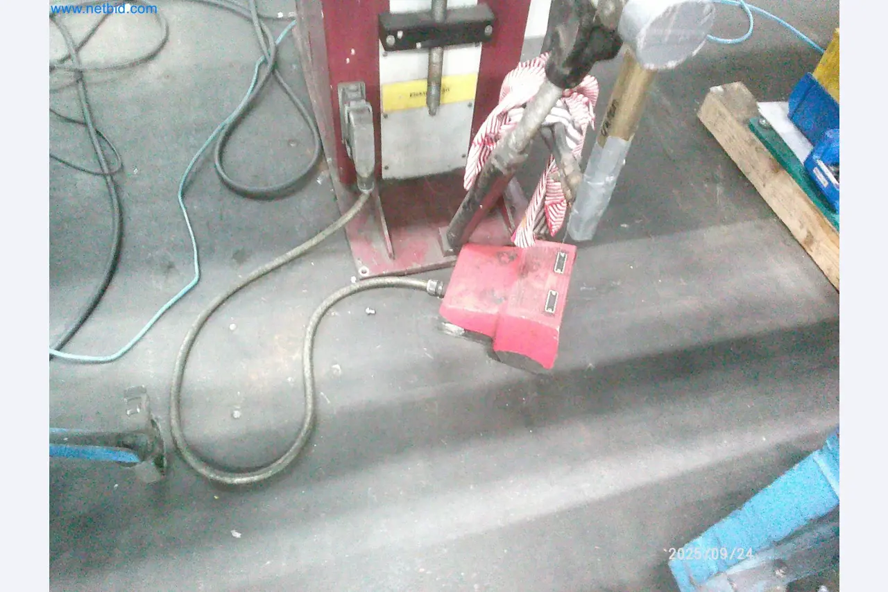 Machines and systems from the automotive supply industry-10