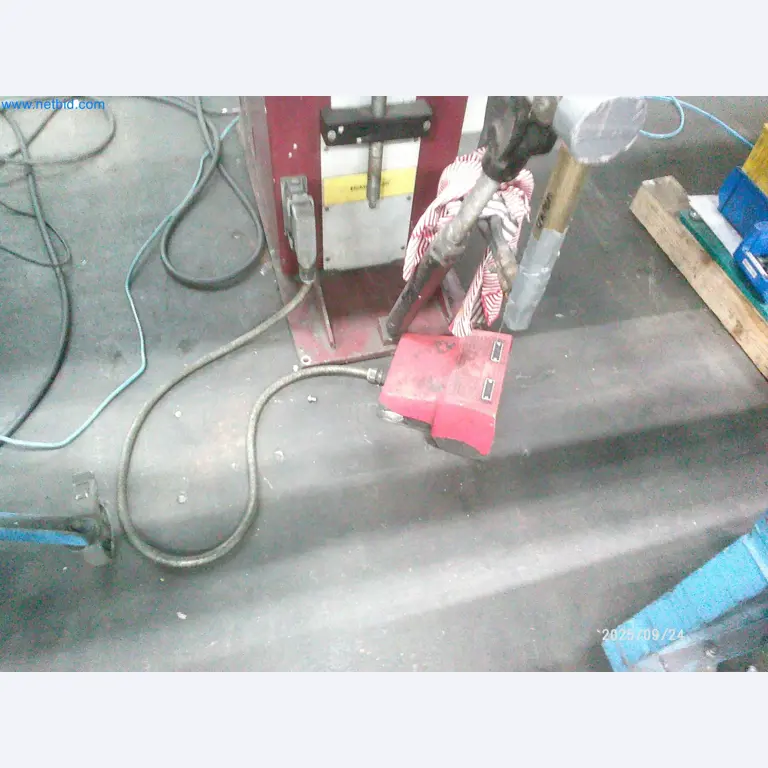 Machines and systems from the automotive supply industry-10