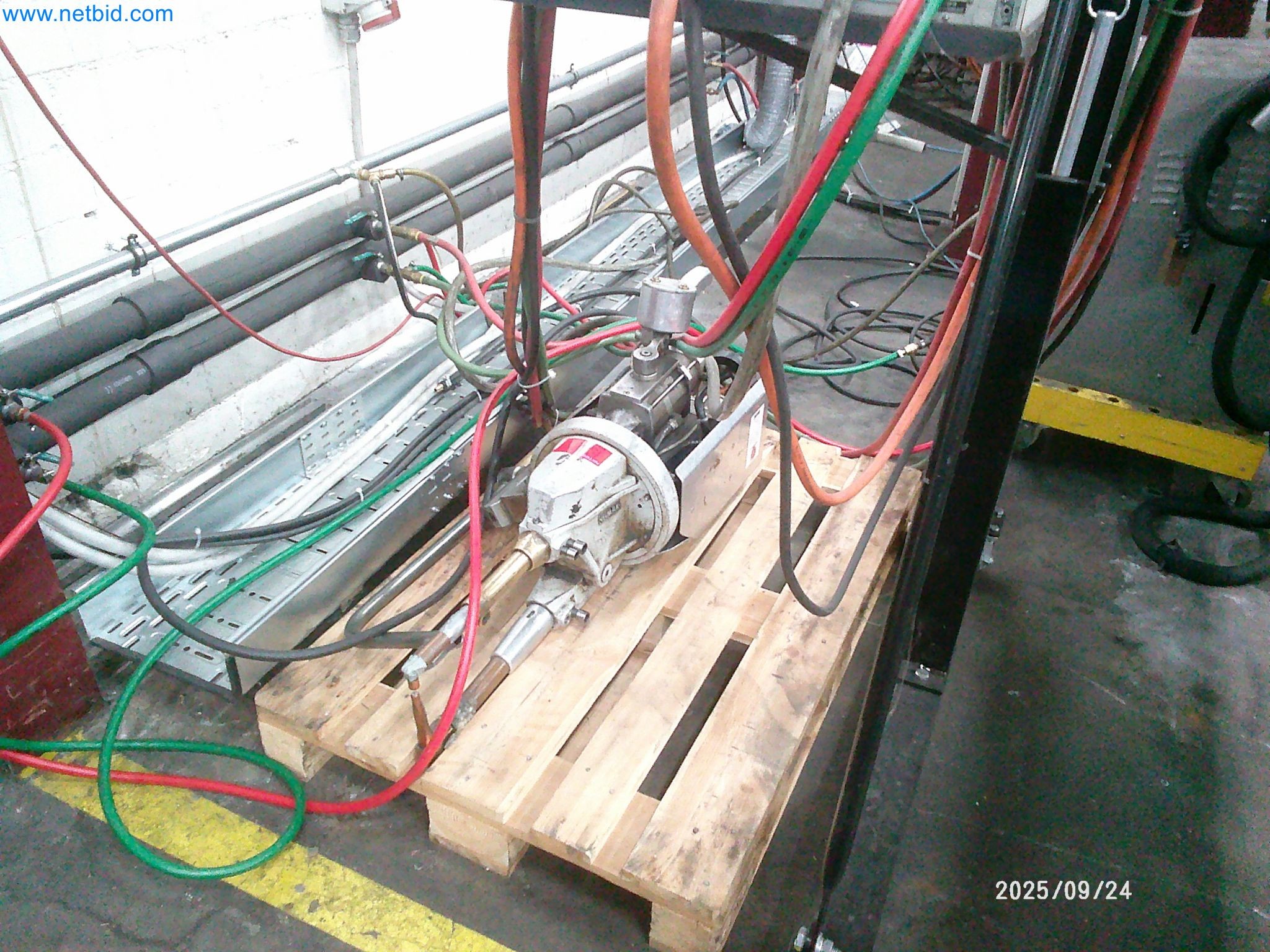 Machines and systems from the automotive supply industry-3