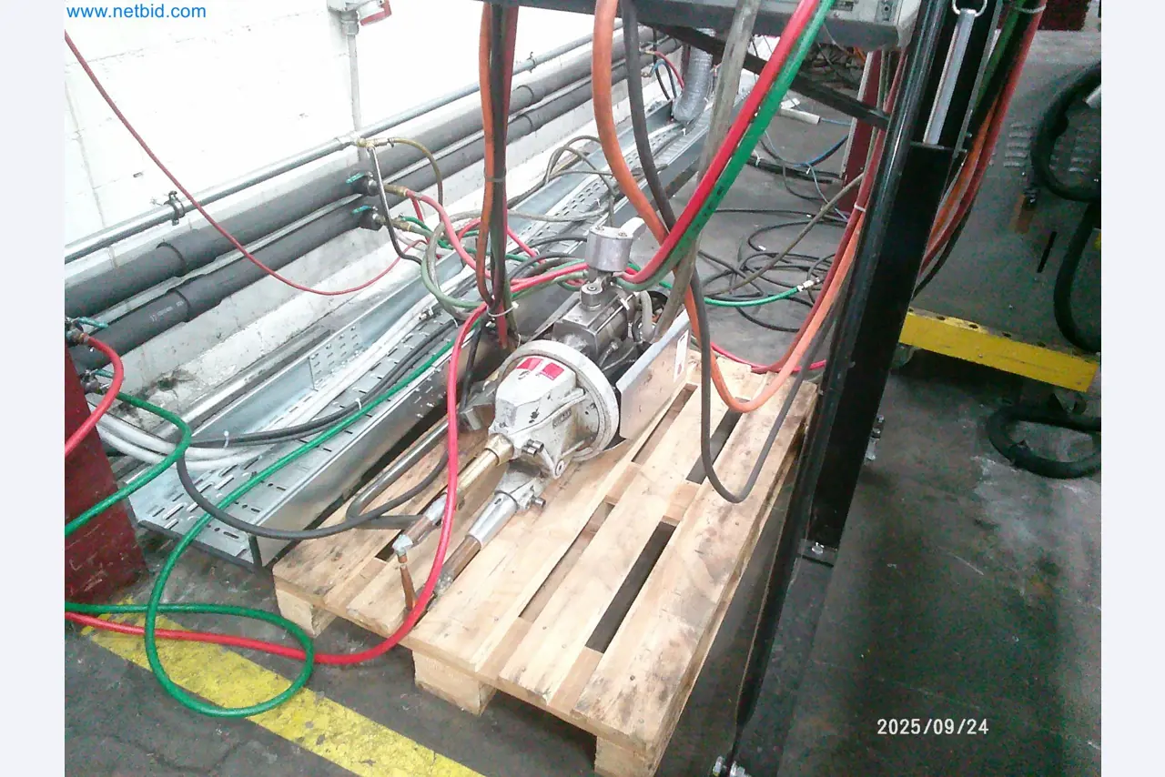 Machines and systems from the automotive supply industry-3