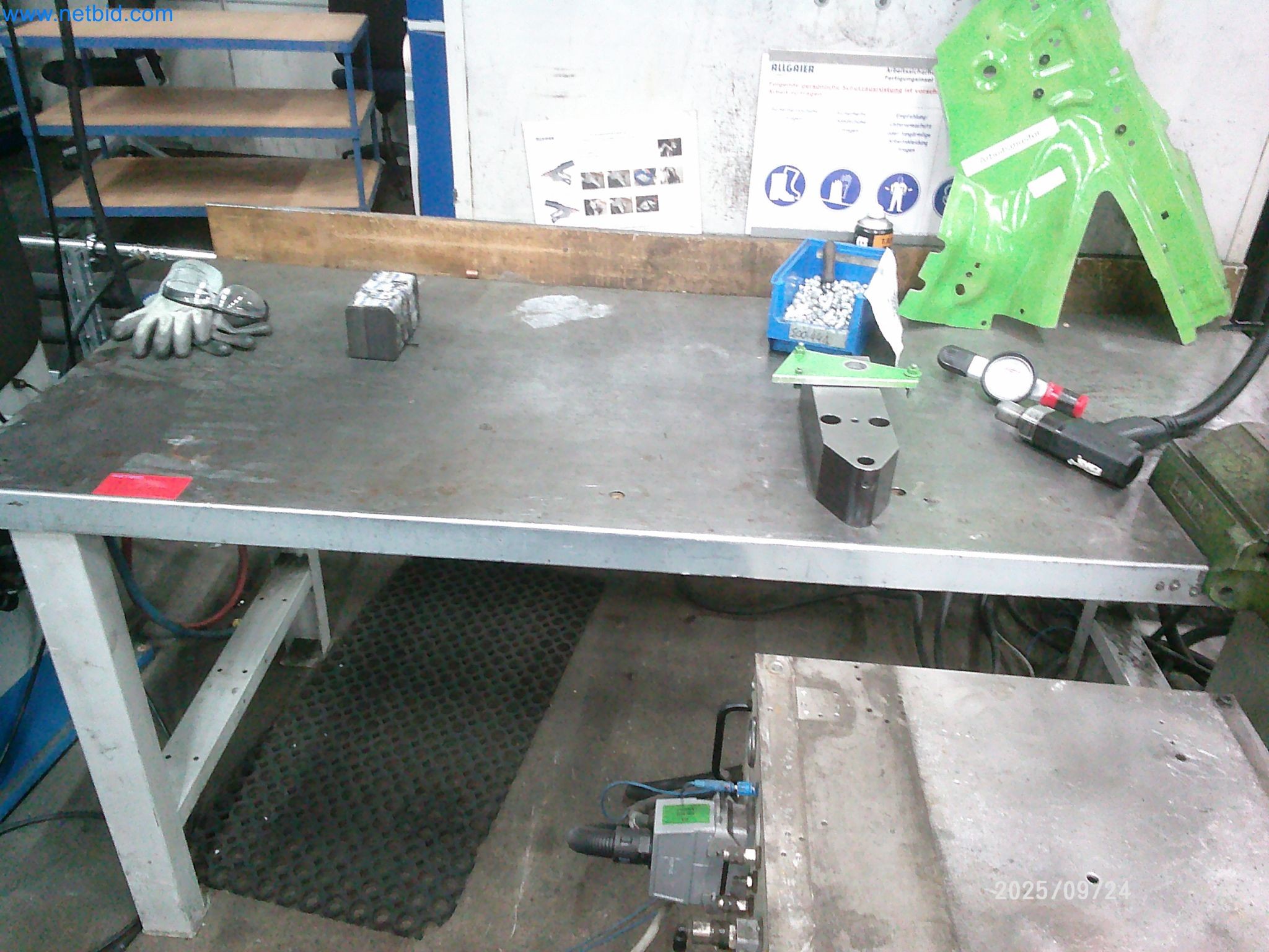 Machines and systems from the automotive supply industry-4