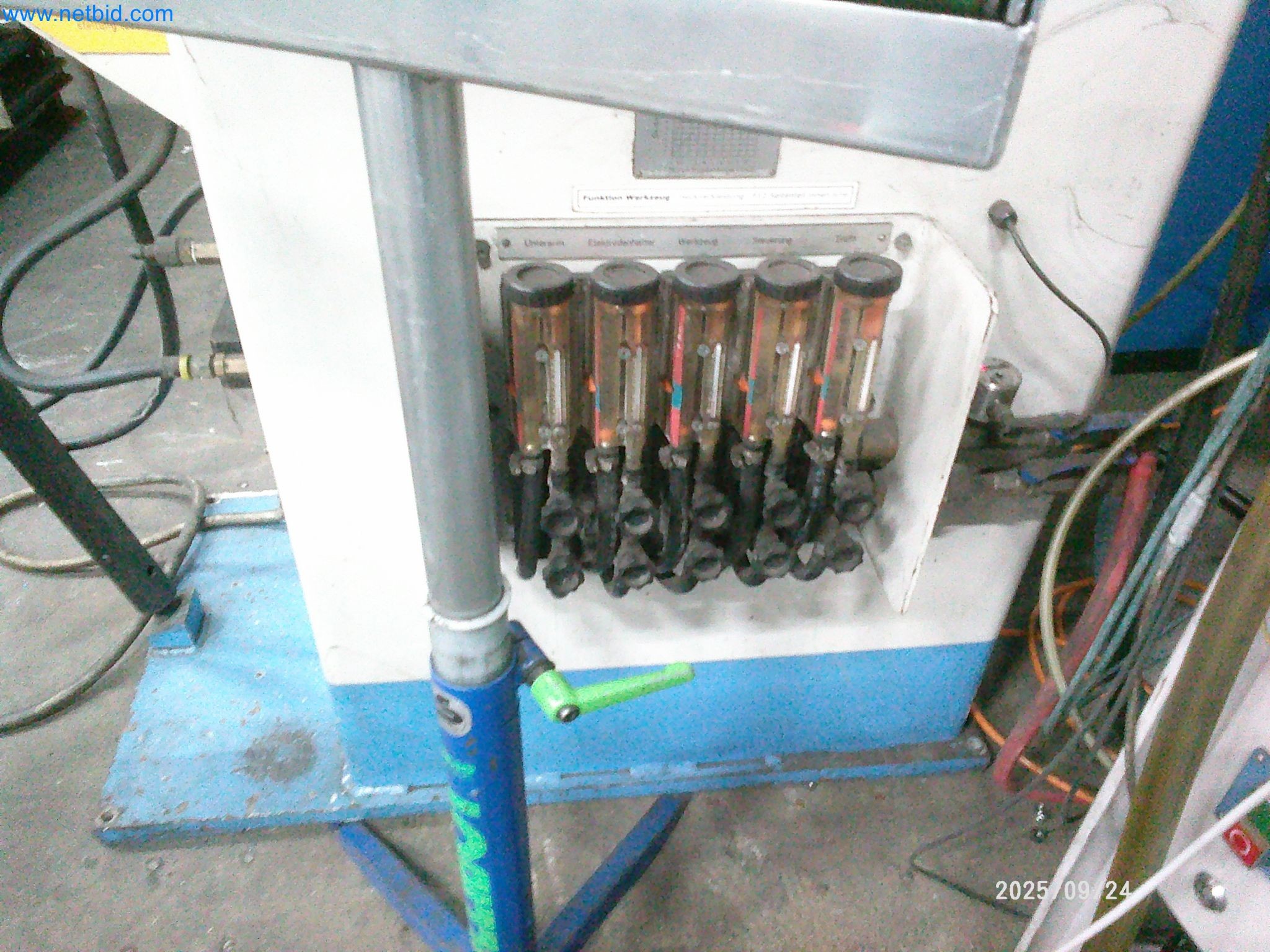 Machines and systems from the automotive supply industry-7