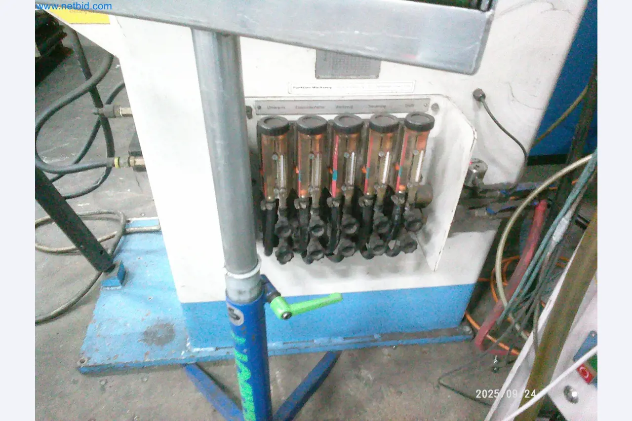 Machines and systems from the automotive supply industry-7