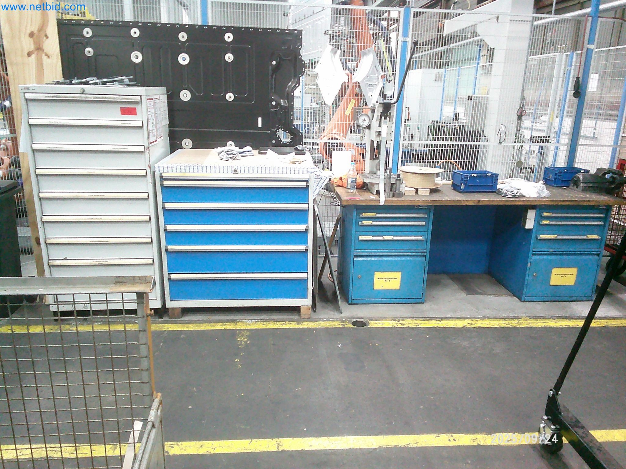 Machines and systems from the automotive supply industry-1