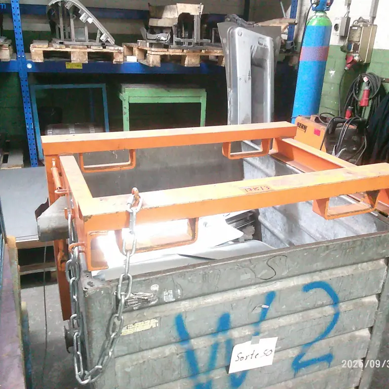 Swarf bucket holder Bauer BST 90