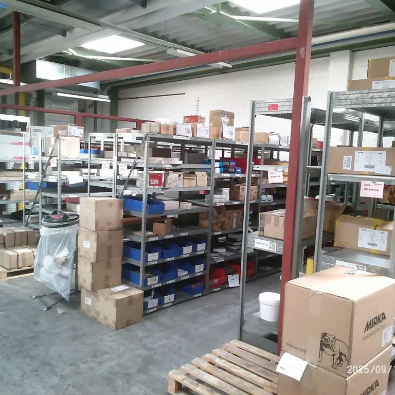 1 Posten Shelving racks Bito