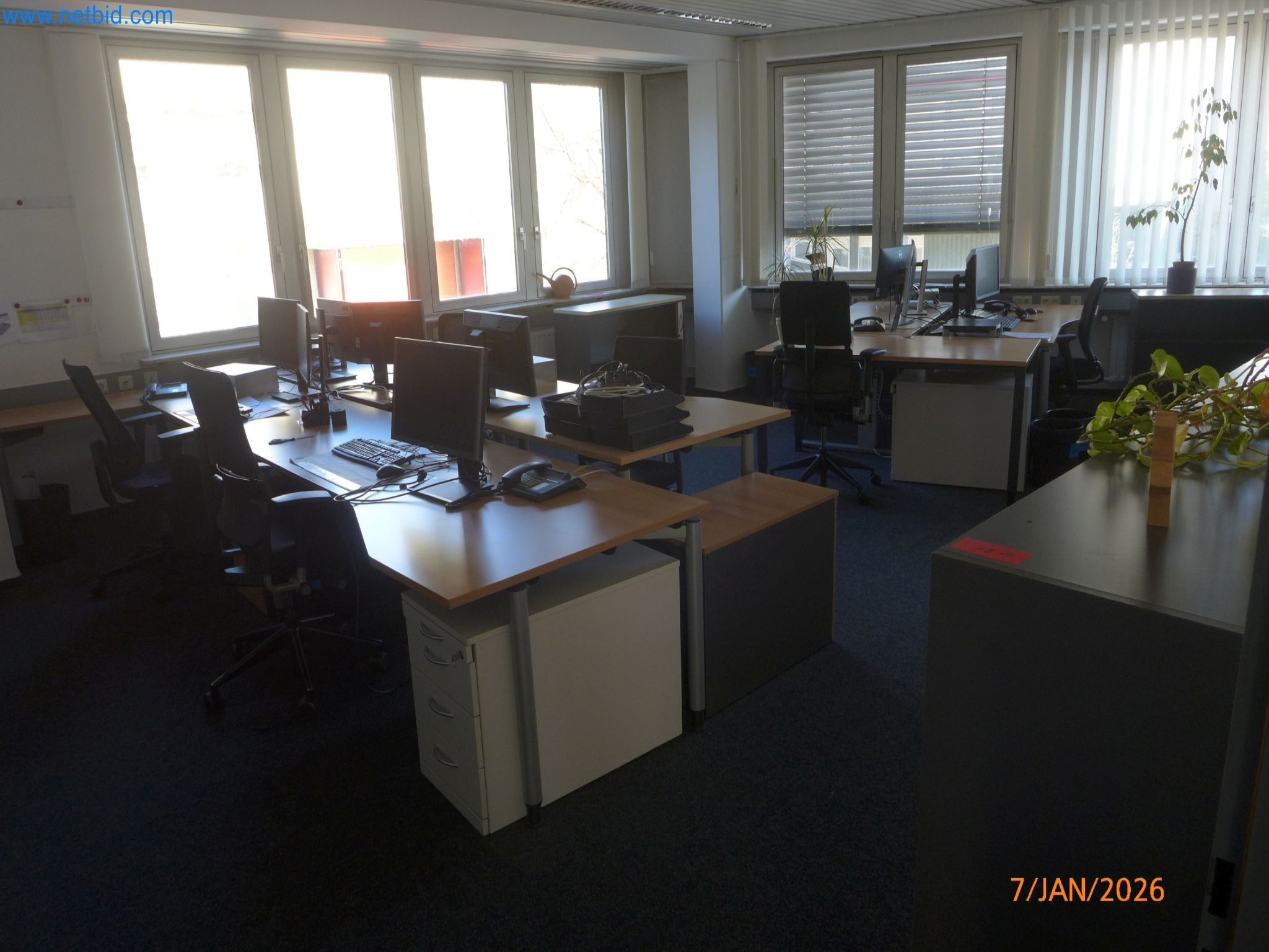 Machines and systems from the automotive supply industry-10