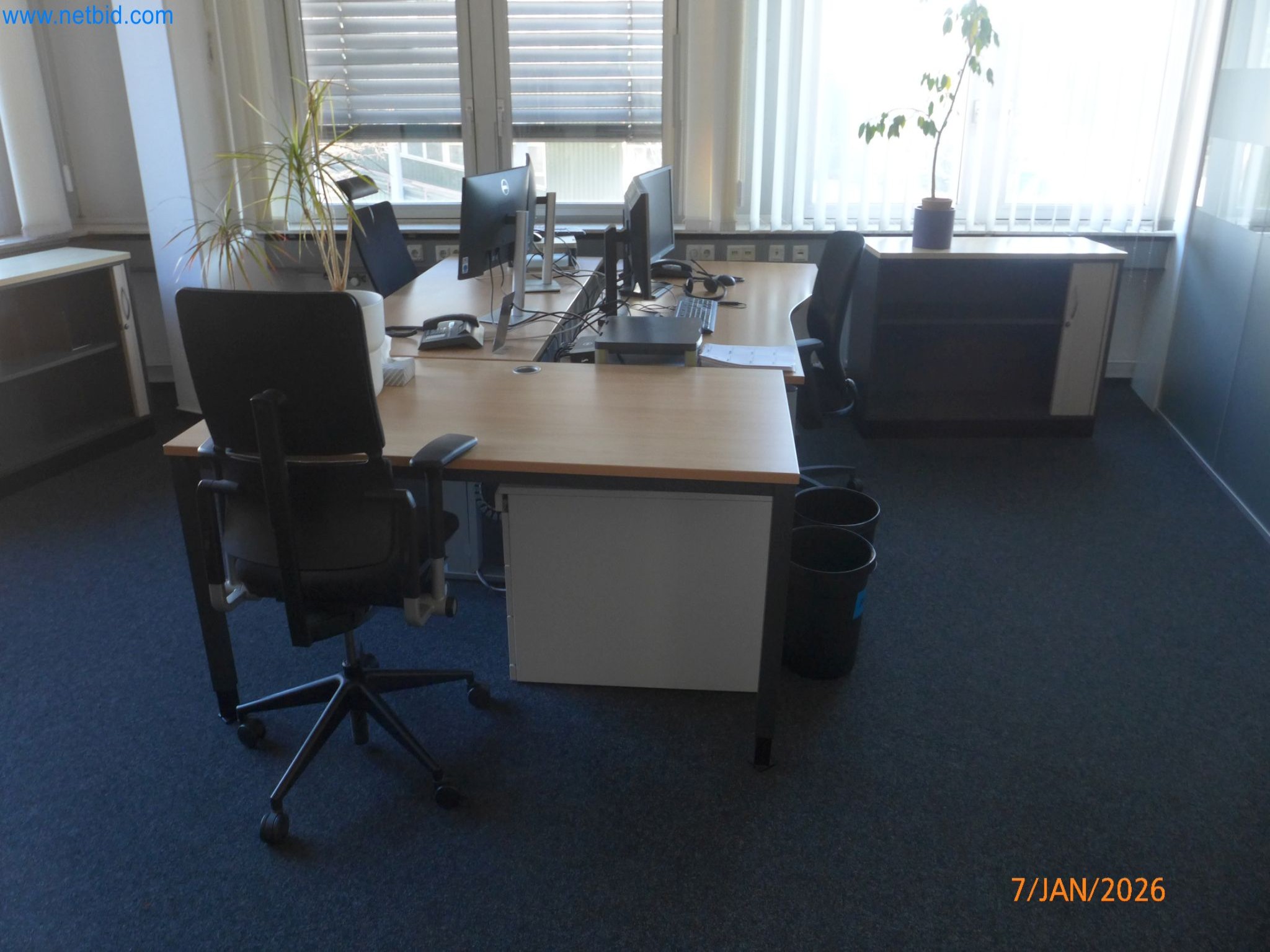 Machines and systems from the automotive supply industry-12