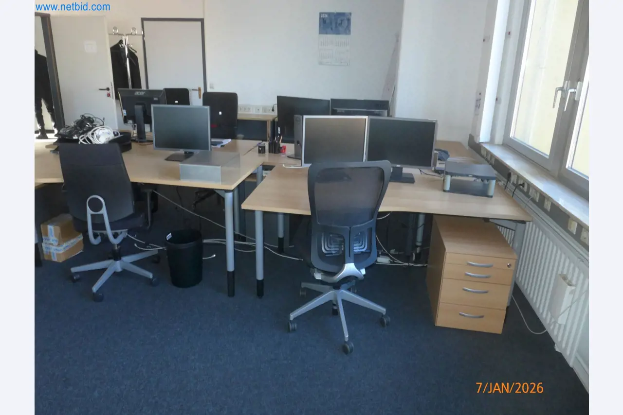 Machines and systems from the automotive supply industry-16