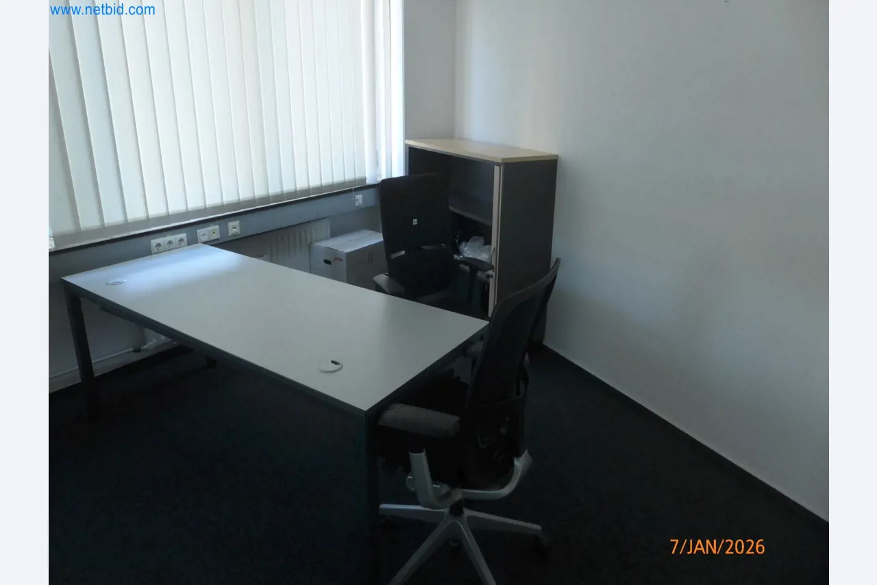 Machines and systems from the automotive supply industry-17