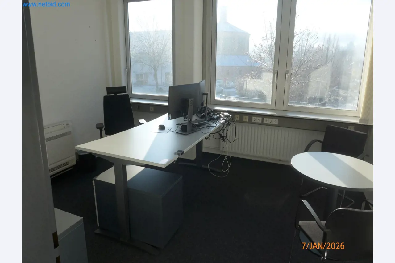 Machines and systems from the automotive supply industry-25