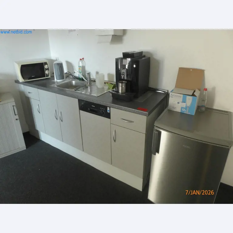 Machines and systems from the automotive supply industry-3