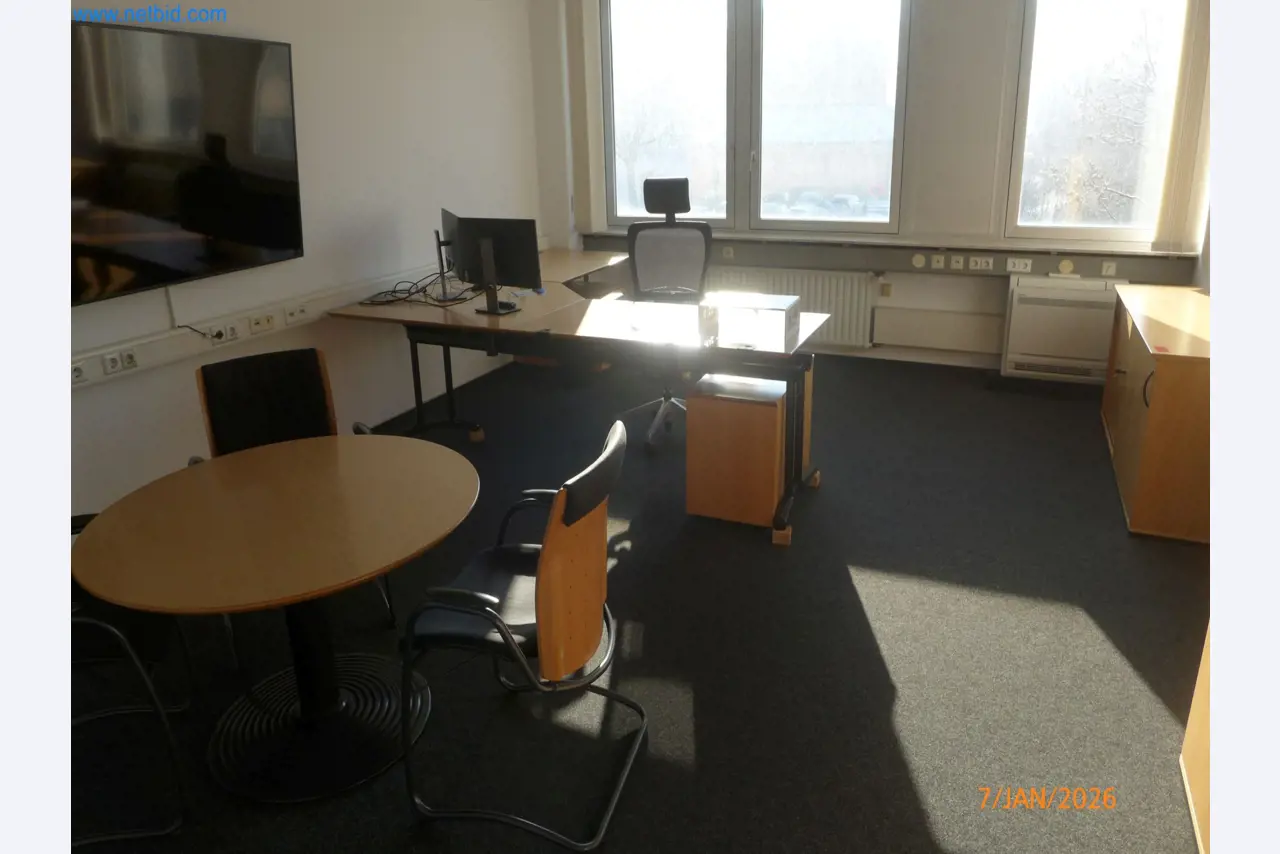 Machines and systems from the automotive supply industry-4