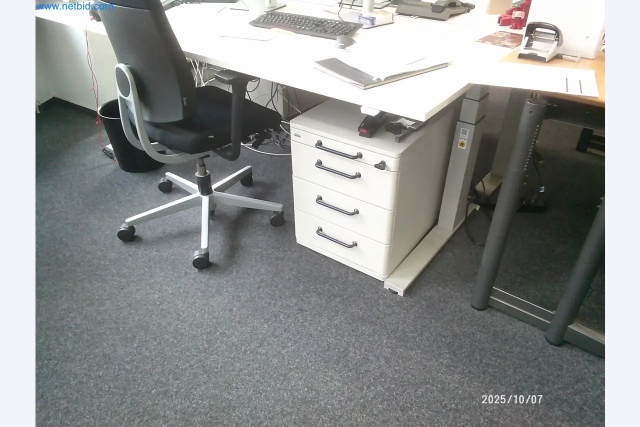 Machines and systems from the automotive supply industry-8