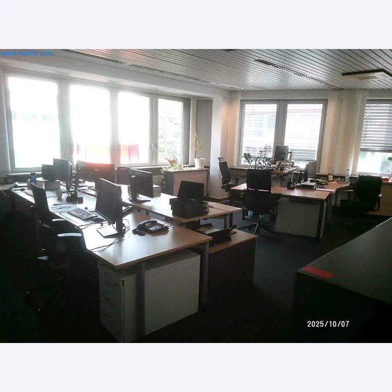 Machines and systems from the automotive supply industry-10