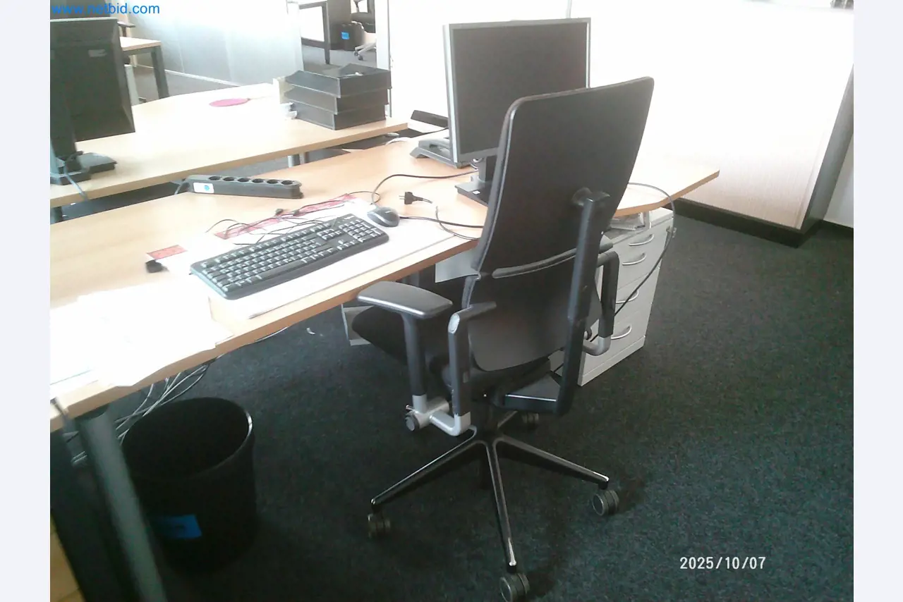 Machines and systems from the automotive supply industry-12