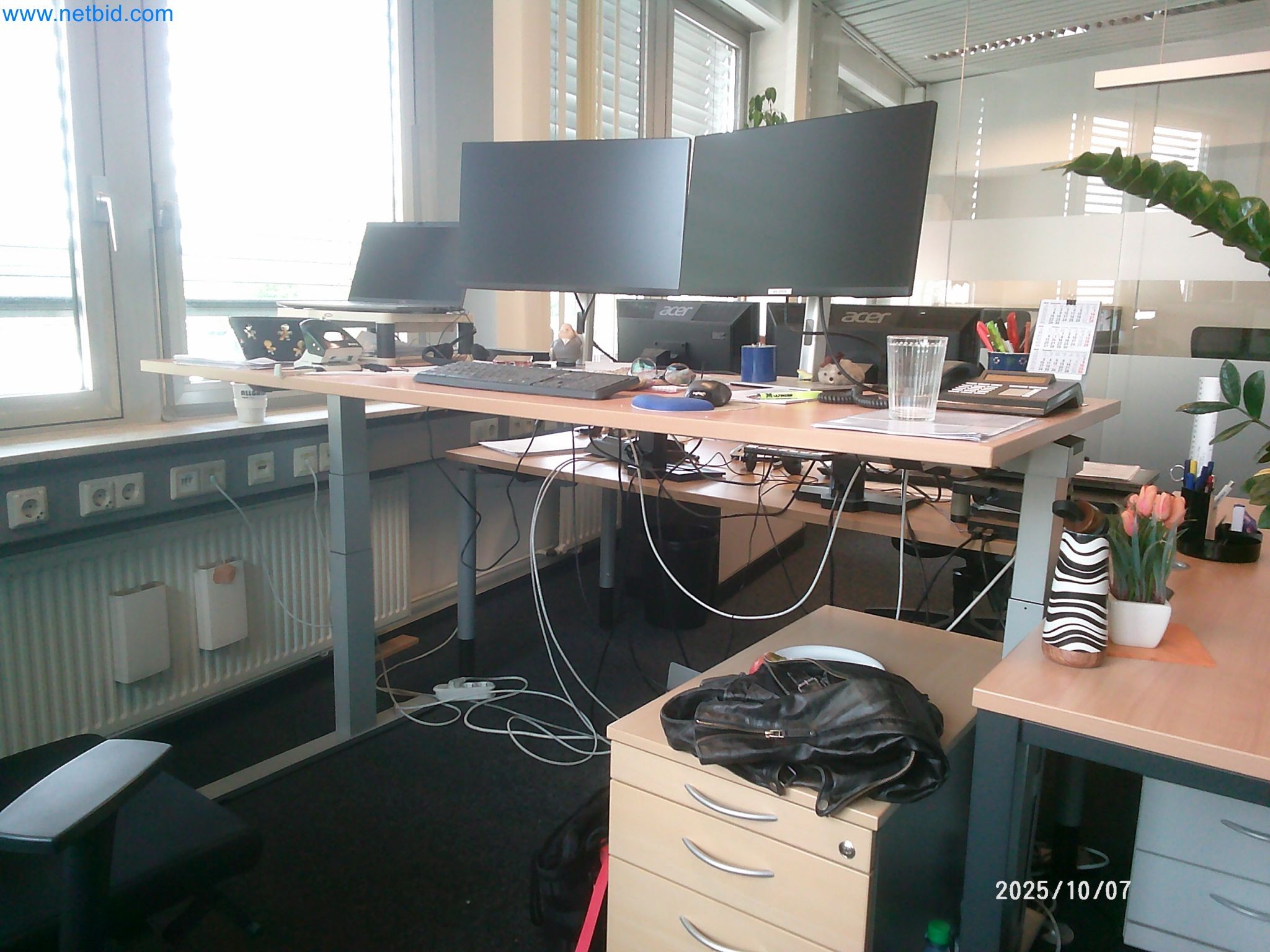 Machines and systems from the automotive supply industry-15