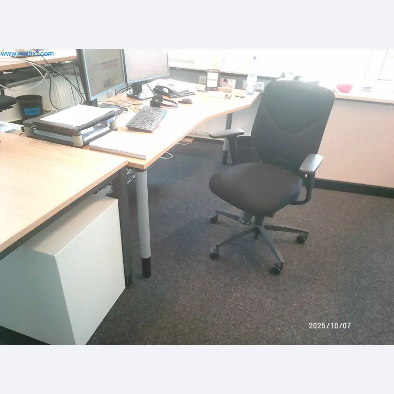 Machines and systems from the automotive supply industry-18