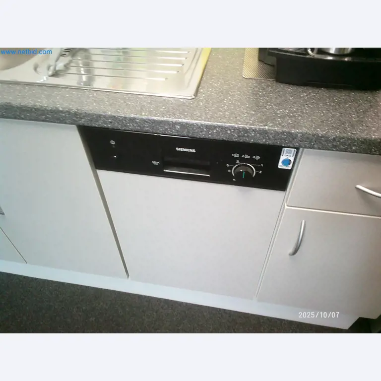 Machines and systems from the automotive supply industry-40