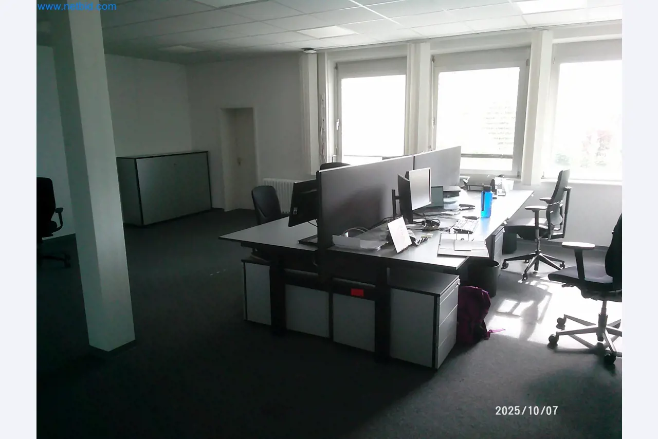 Machines and systems from the automotive supply industry-41