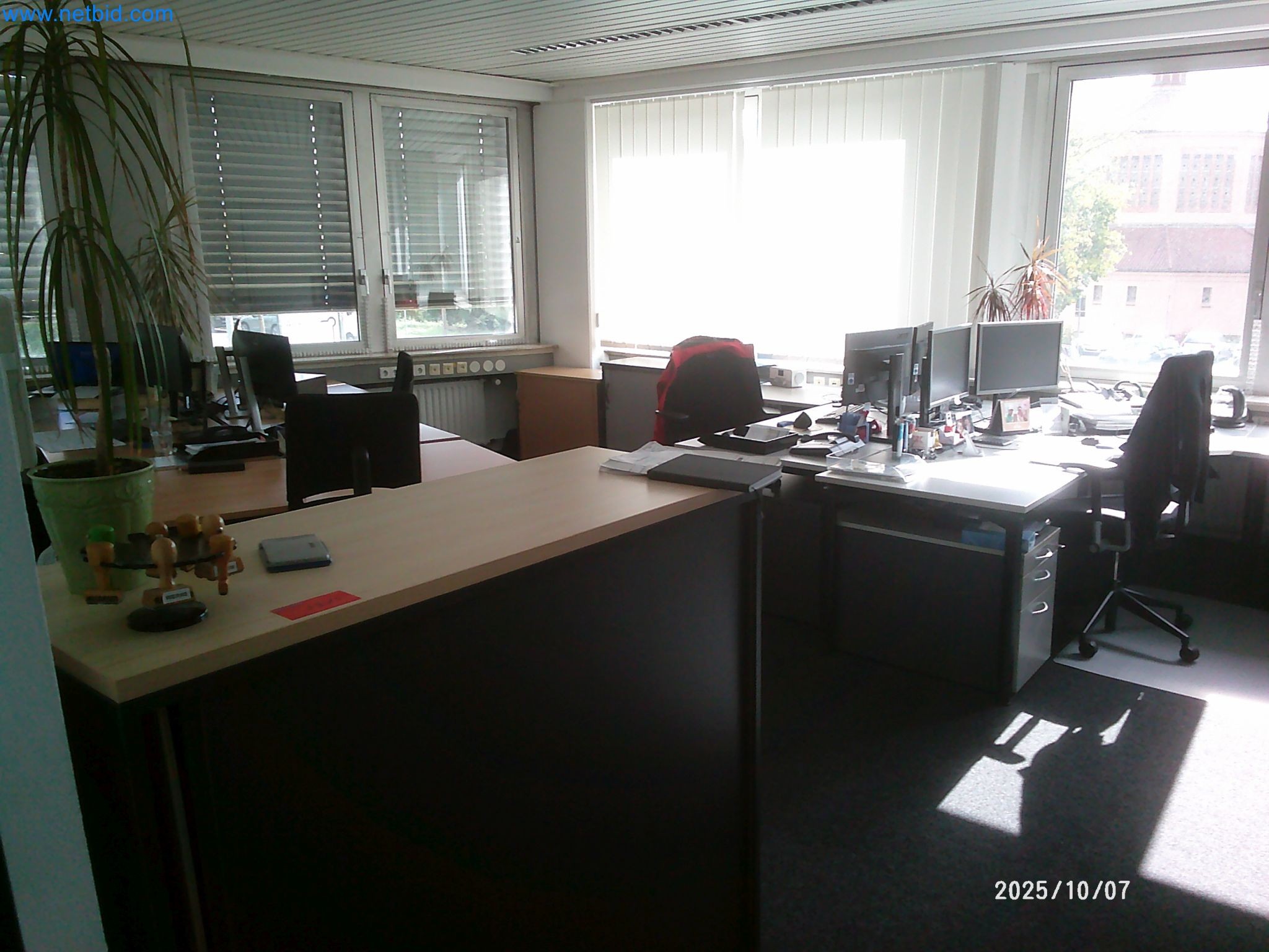 Machines and systems from the automotive supply industry-9