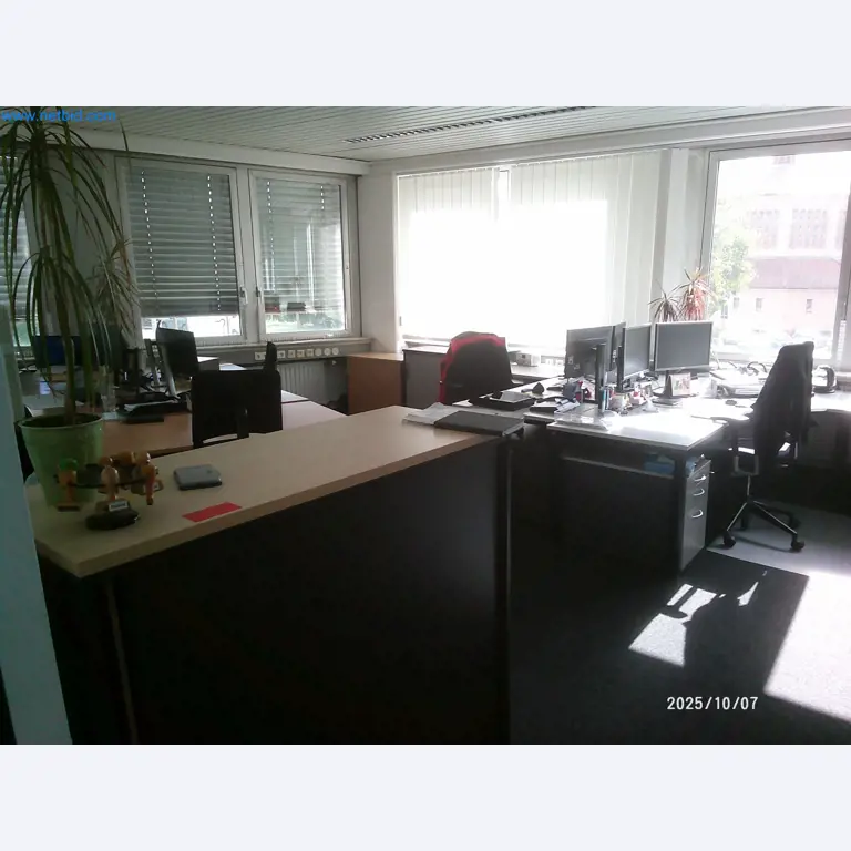 Machines and systems from the automotive supply industry-9