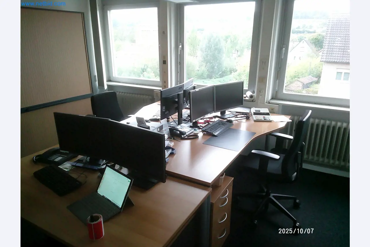 Machines and systems from the automotive supply industry-21