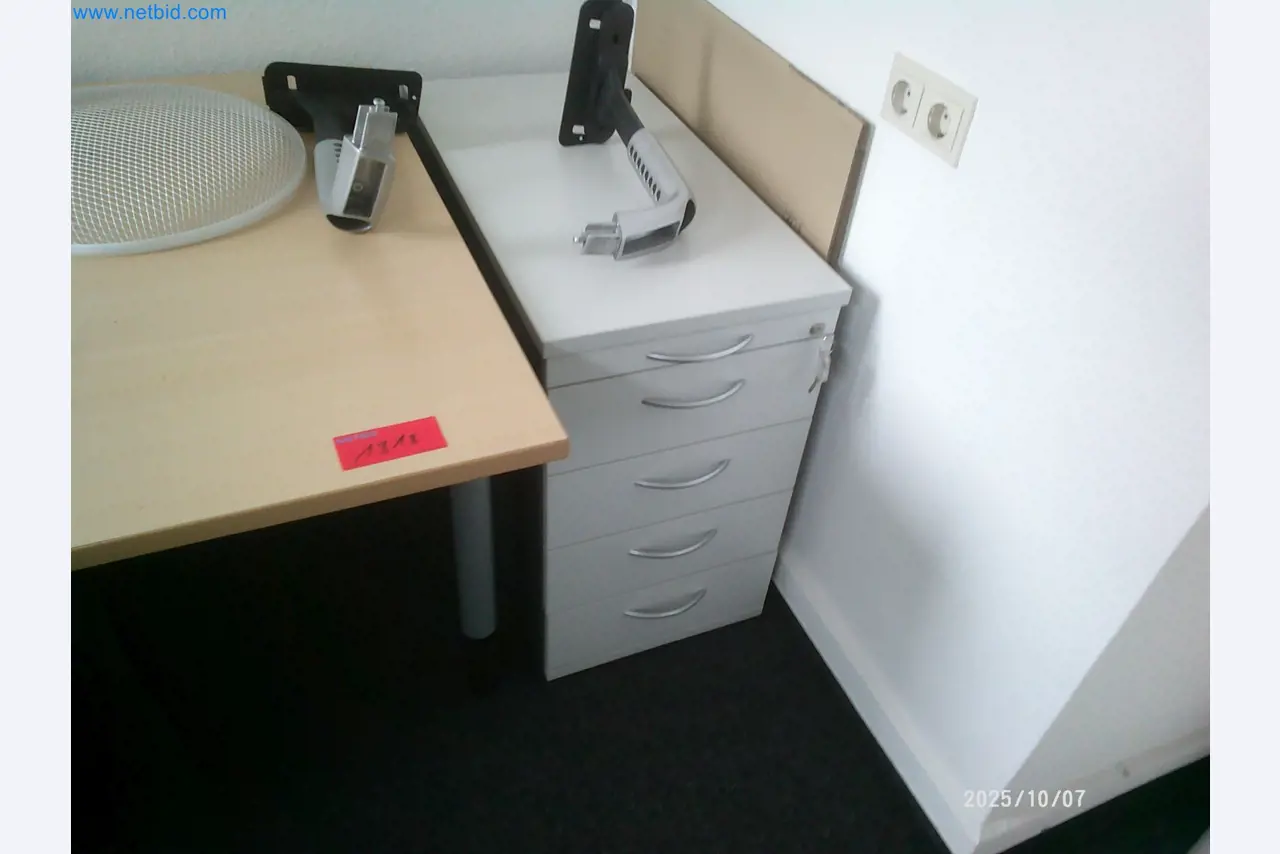 Machines and systems from the automotive supply industry-31