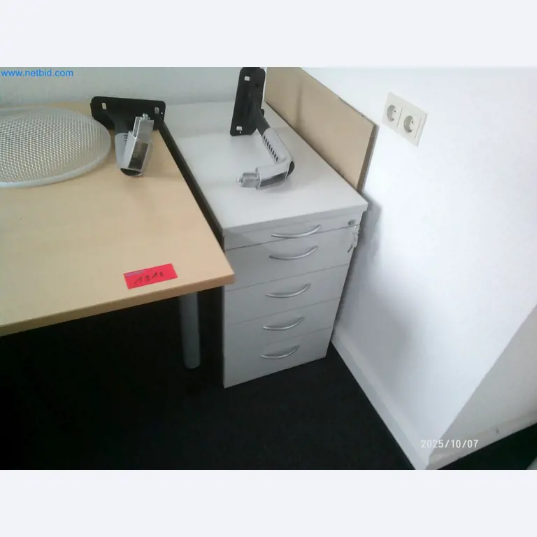 Machines and systems from the automotive supply industry-31