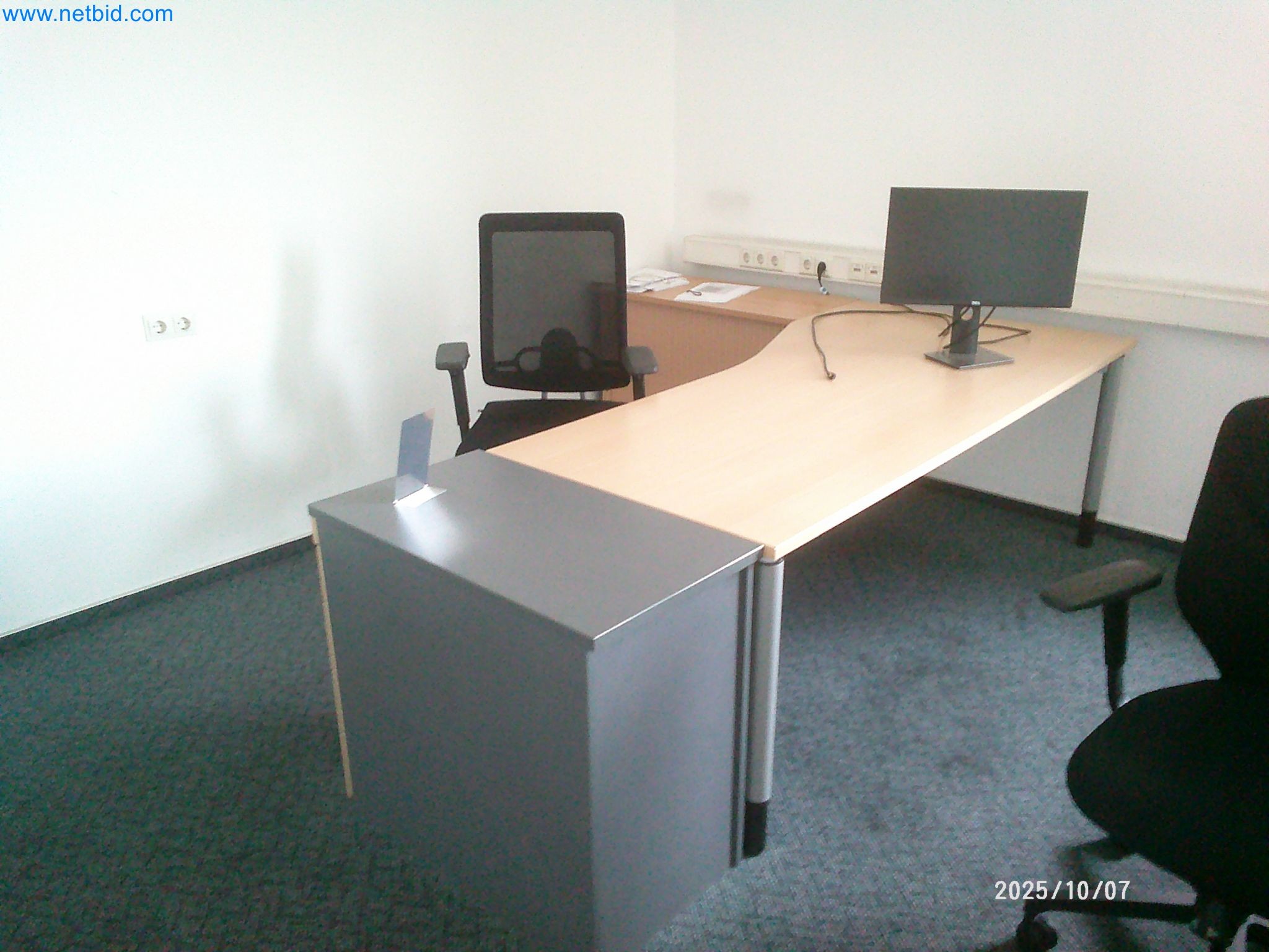 Machines and systems from the automotive supply industry-17