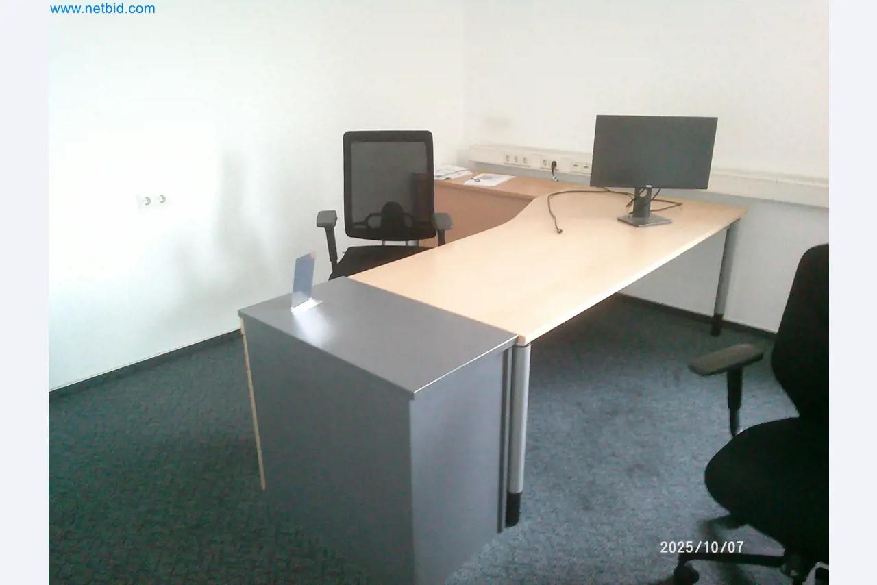 Machines and systems from the automotive supply industry-17