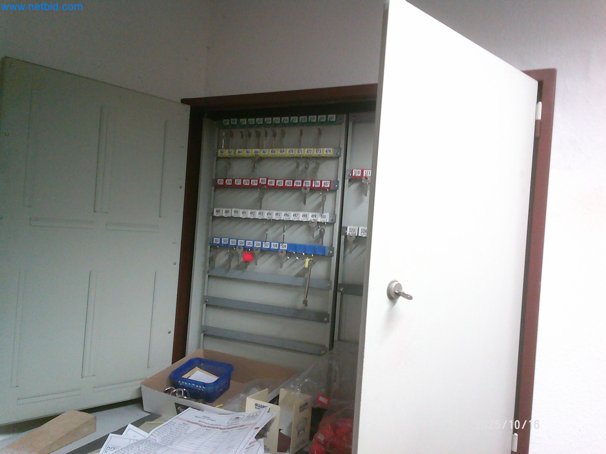 Machines and systems from the automotive supply industry-11